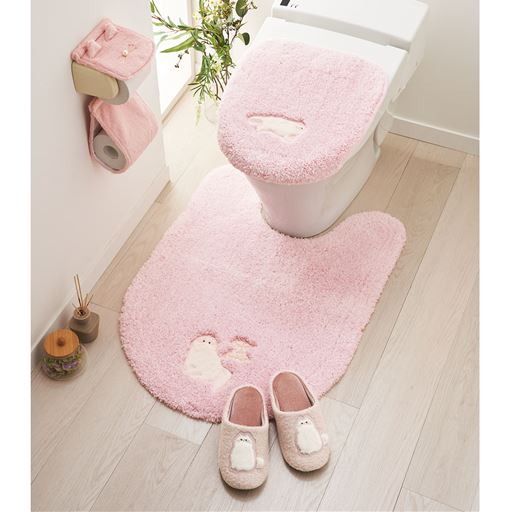 ピンク Lマット(横60×縦80cm)<br>ふわふわペルシャ猫モチーフのトイレマットです。