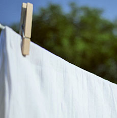 シーツの洗濯頻度はどれくらい？シーツの正しい交換・洗い方