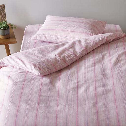 ピンク ※商品は枕カバーです。<br>※掛け布団カバーはCR-1258、ボックスシーツはCZ-920を使用しています。