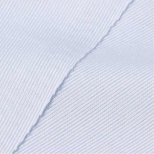 チクチクを軽減 縫い糸を全く使わない接着仕様で、チクチクやかゆみを軽減。