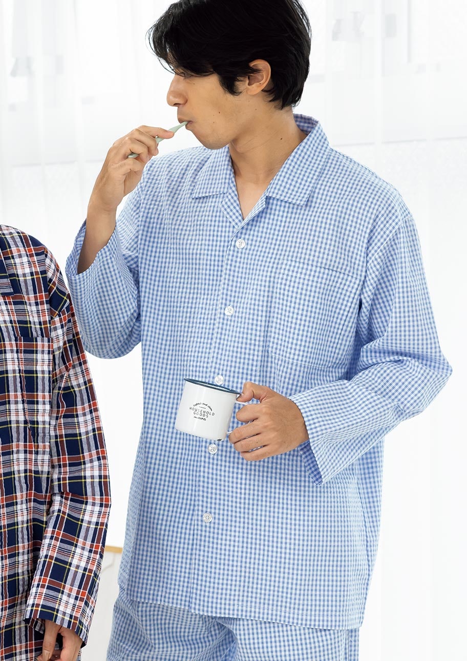 汗をかいてもベタ付きにくいのが特徴の快適シャツパジャマ。